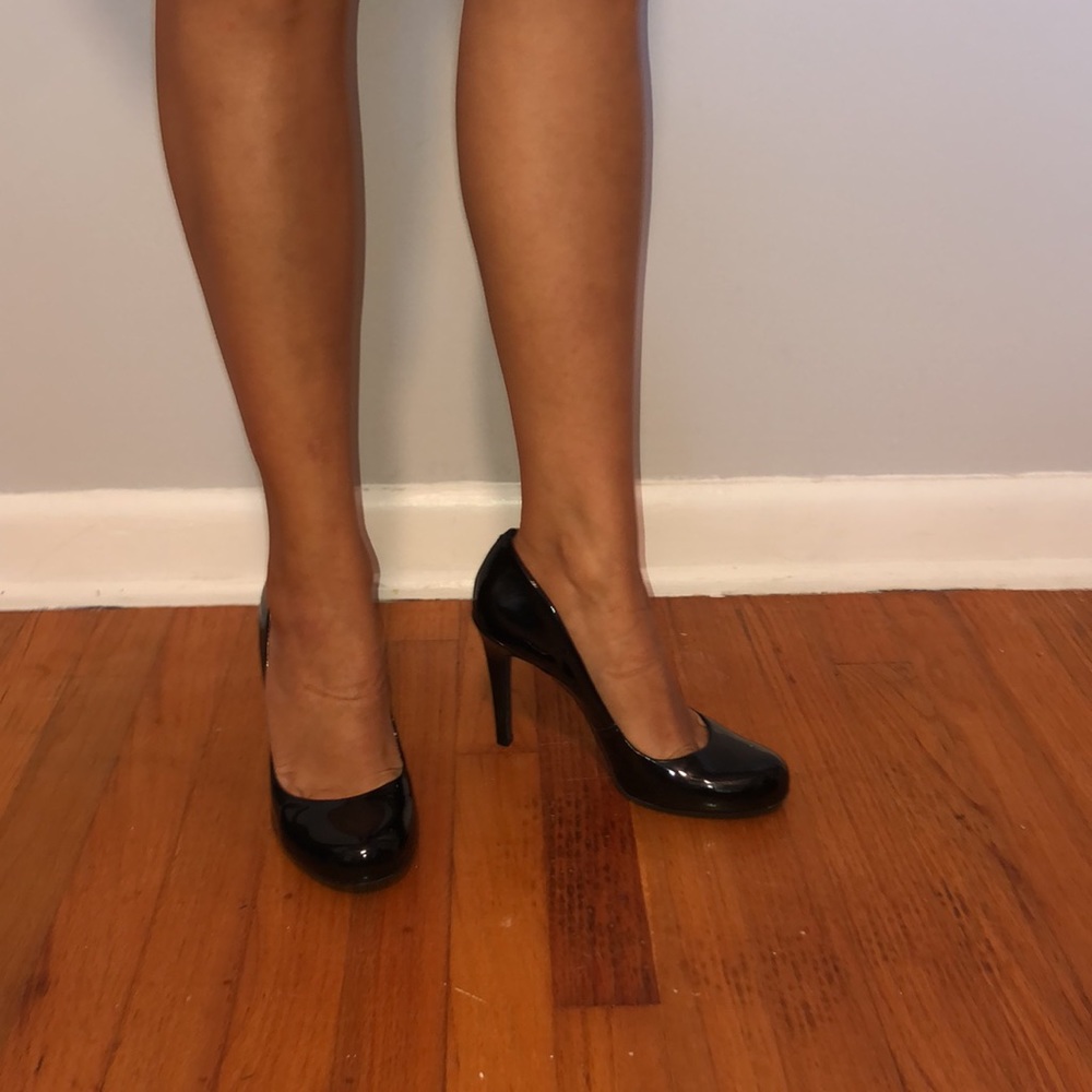Jessica Simpson black heels - Picture 6 of 8